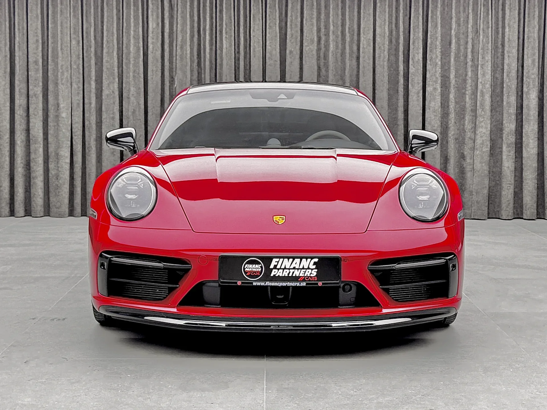 Porsche 911 Carrera 4 GTS